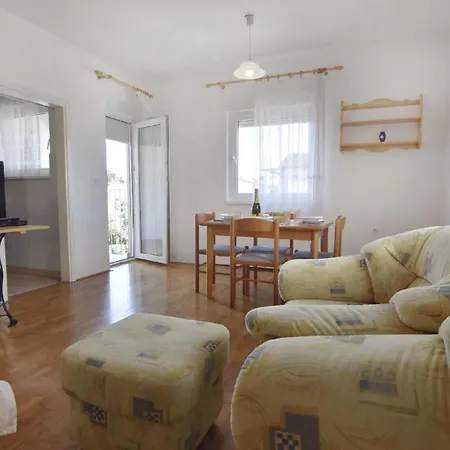Apartment Komfortable In Strandnähe Umag