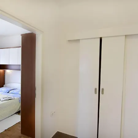 Komfortable In Strandnähe Apartment Umag